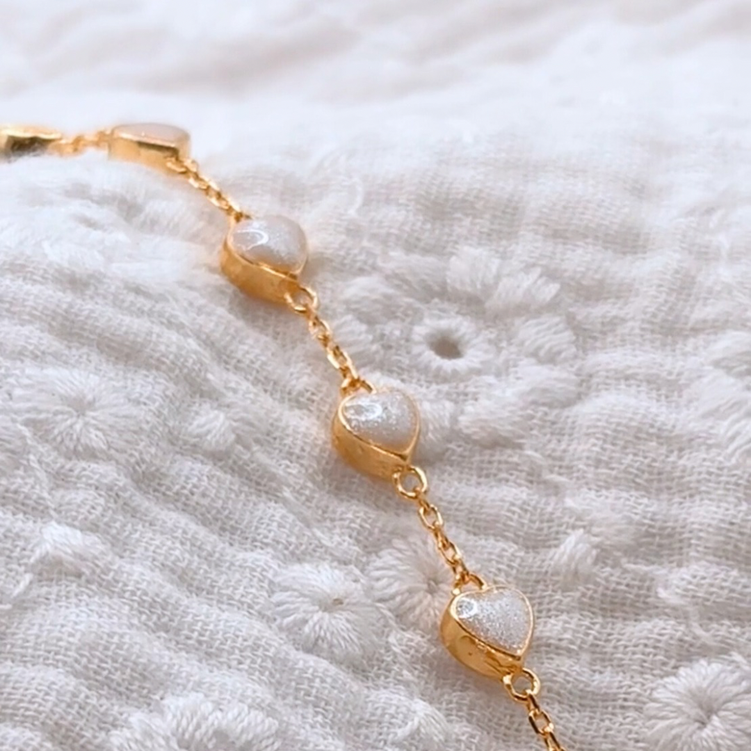Bracelet cœurs au lait maternel, bracelet en lait maternel plaqué or jaune, bracelet d’allaitement