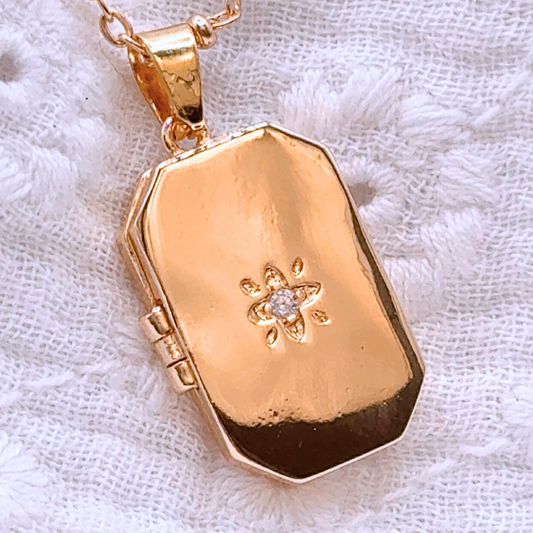 Collier au lait maternel, médaillon au lait maternel, bijou souvenir de maman unique, idée cadeau naissance et allaitement