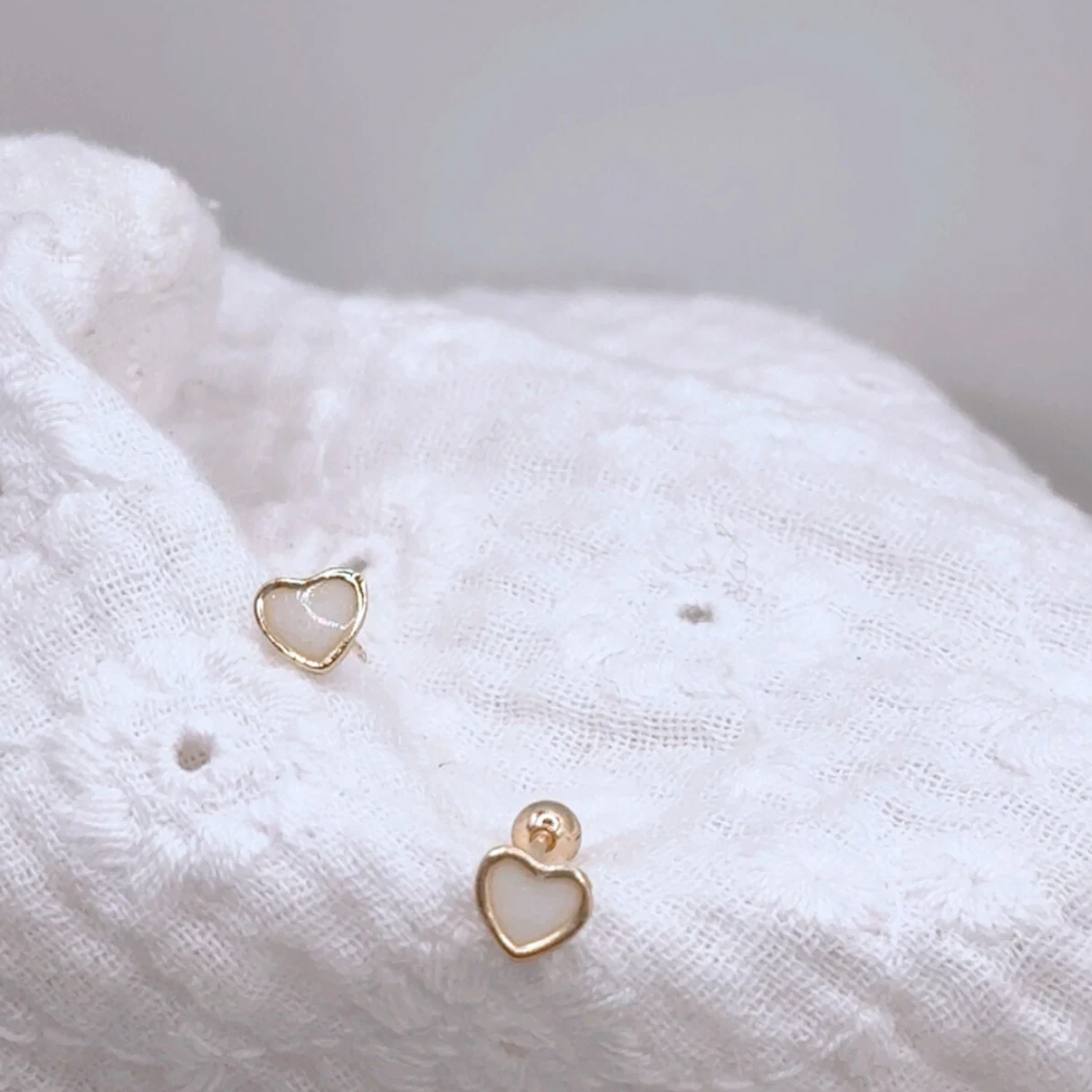 Boucles d’oreilles en lait maternel, cœur en lait maternel, bijoux au lait maternel enfant et maman, souvenir d’allaitement