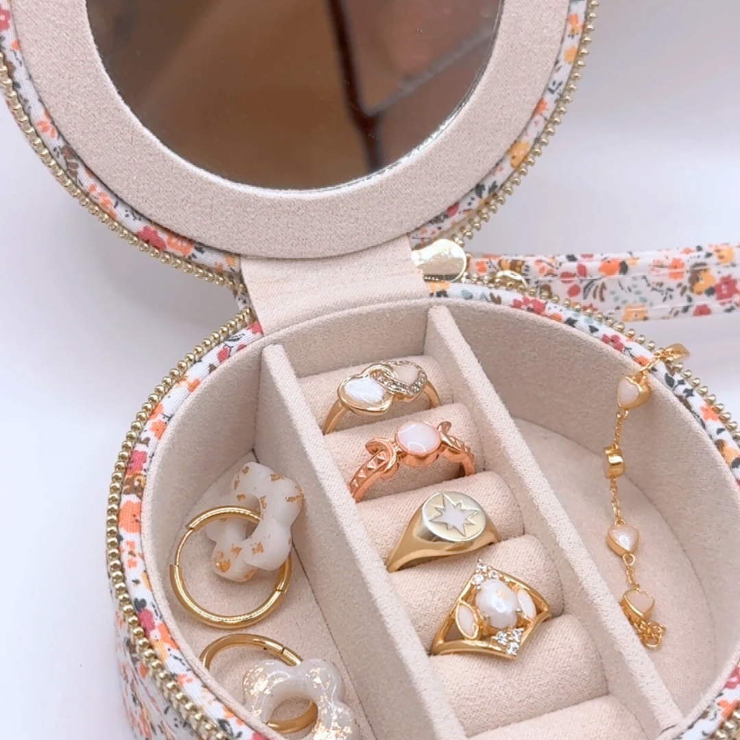 Boîte à bijoux liberty, bijoux au lait maternel, bijoux commémoratifs