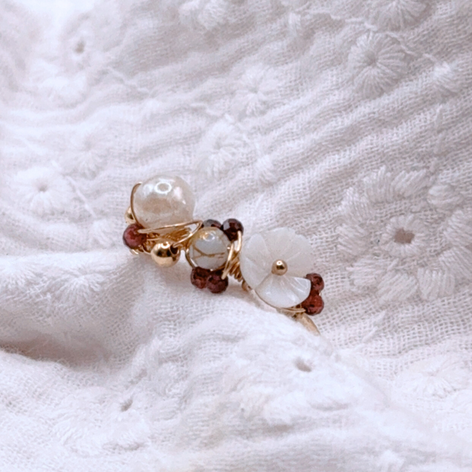 Bague en lait maternel et grenat souvenir d’allaitement maman bébé breastfeeding 