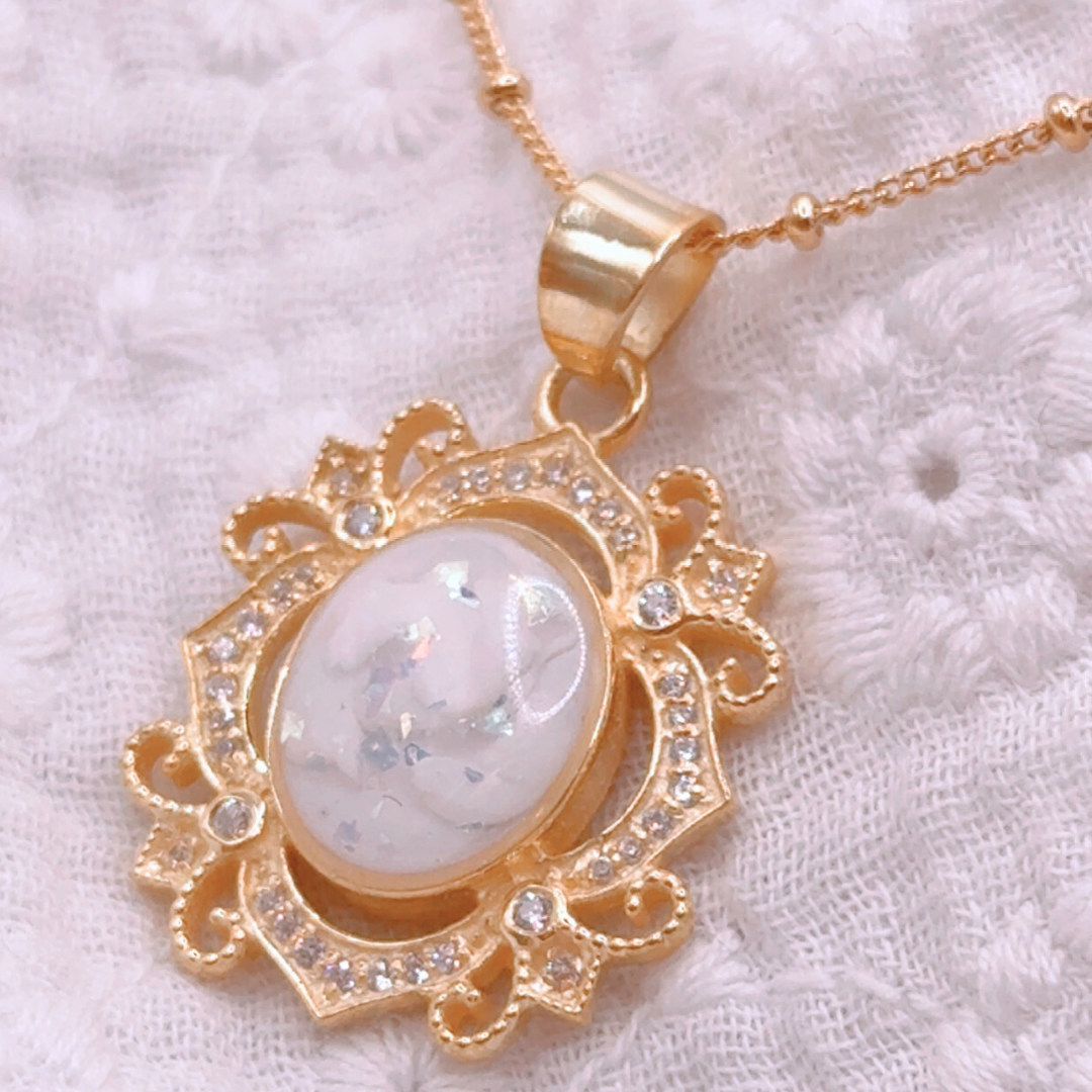 Collier d’allaitement au lait maternel, collier nébuleuse, allaiter, Oxydes de Zirconium et plaqué Or, maman