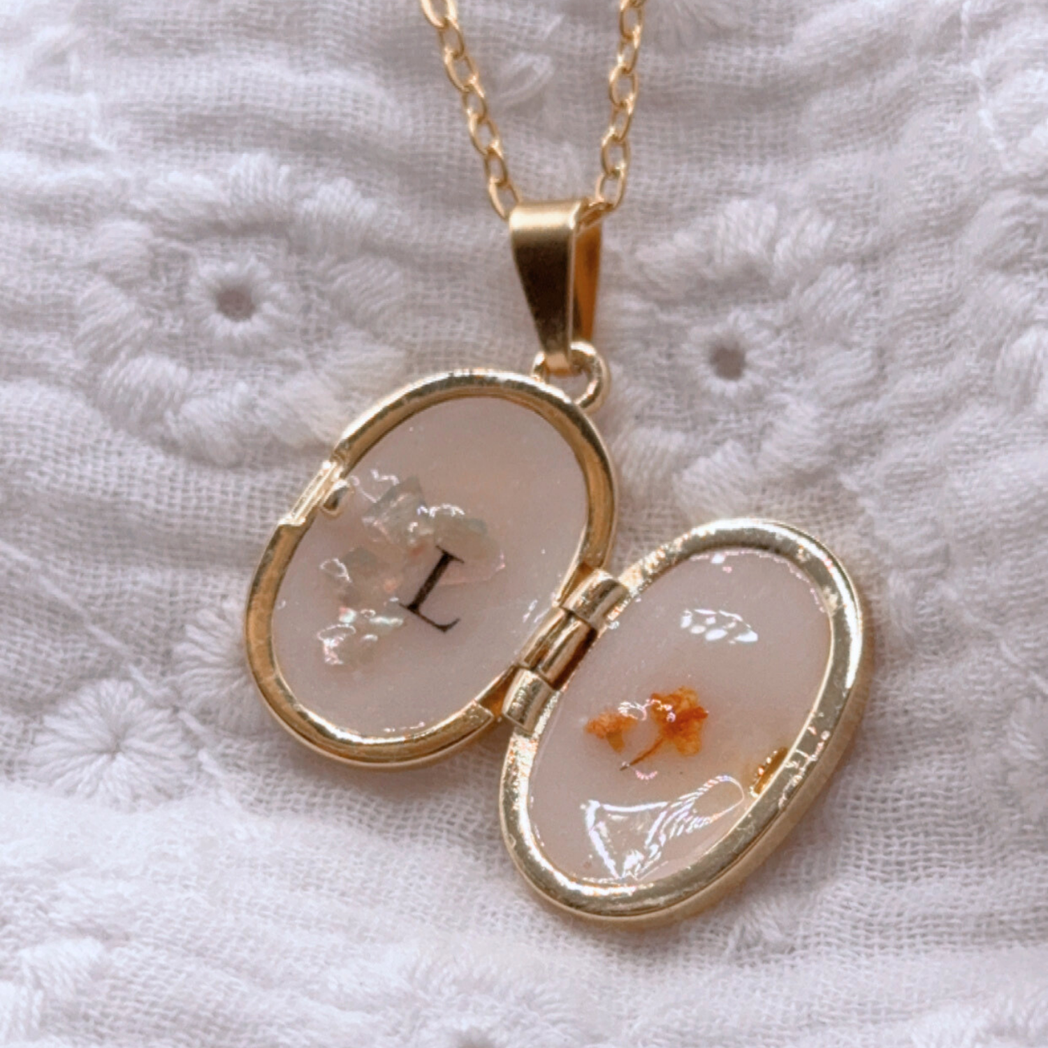 Médaillon au lait maternel, bijou au lait maternel avec deux laits différents, souvenir commémoratif d’allaitement pour maman, bijou avec mèche de cheveux de bébé, lait maternel, tire lait, post-partum