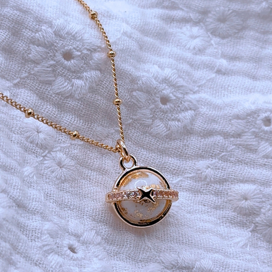 Bijou planète en lait maternel, bijou au lait maternel, collier lait maternel étoile, lune