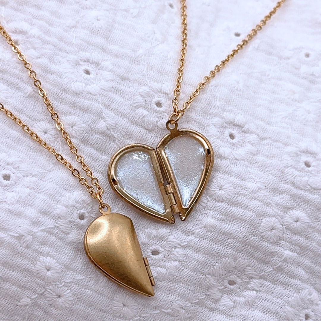Collier mère fille, allaiter, allaitement maternel, bijoux au lait maternel, duo de bijoux, bijoux de maman et enfant commun