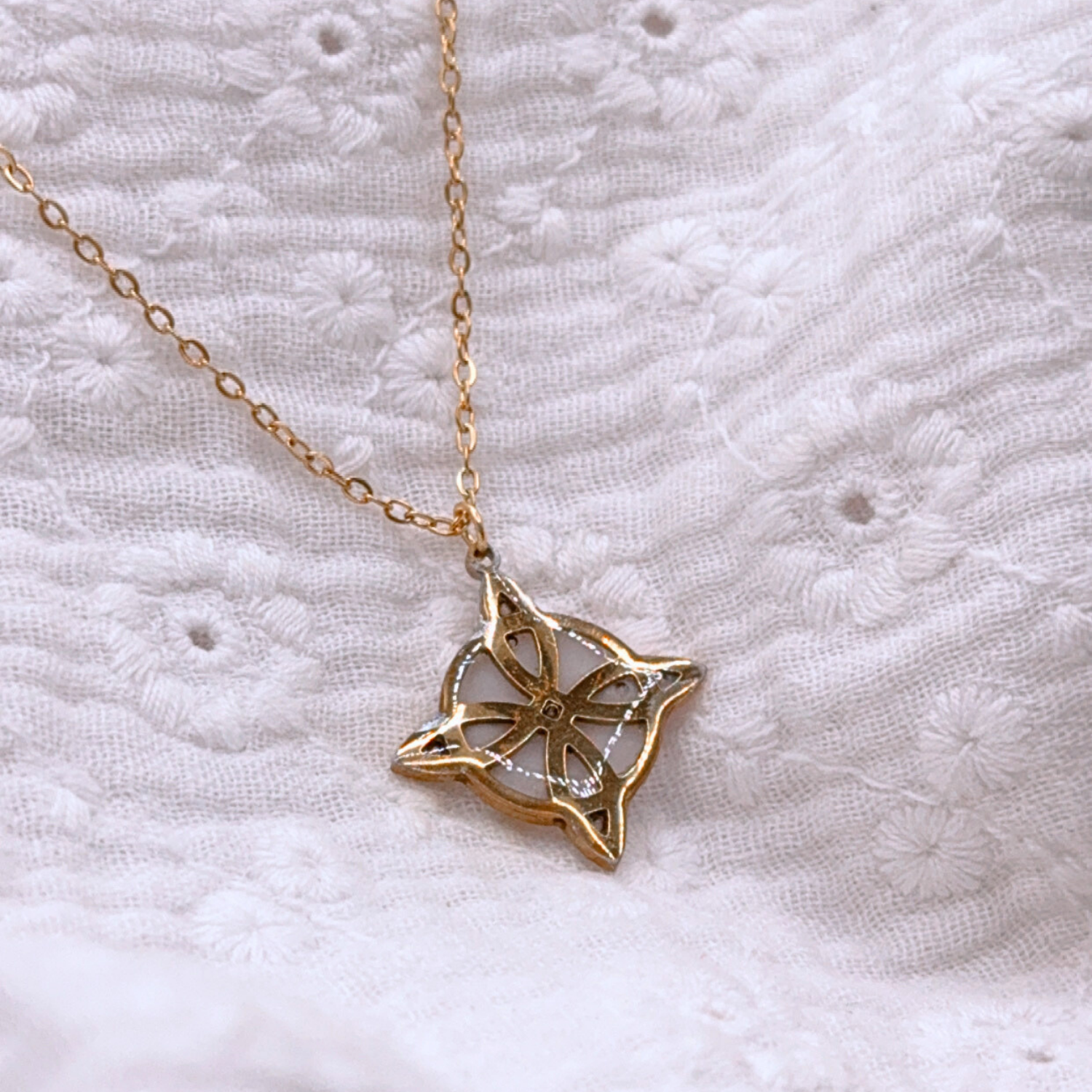 Collier lait maternel sorciere, symbole, collier souvenir maman, bijou au lait maternel unique
