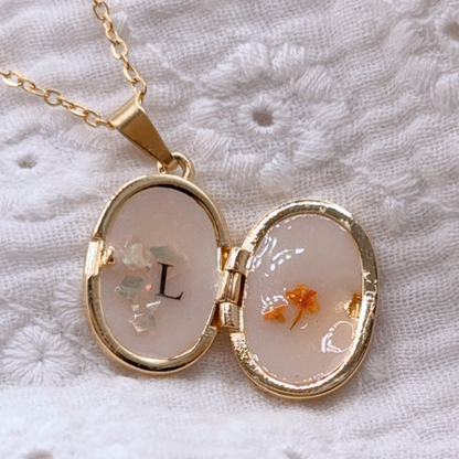 Médaillon au lait maternel, bijou au lait maternel avec deux laits différents, souvenir commémoratif d’allaitement pour maman, bijou avec mèche de cheveux de bébé, breastmilk, allaiter partout tout le temps