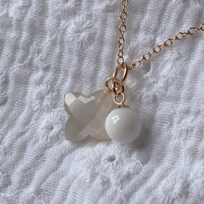 Collier Flore Blanc - Mamma Latte